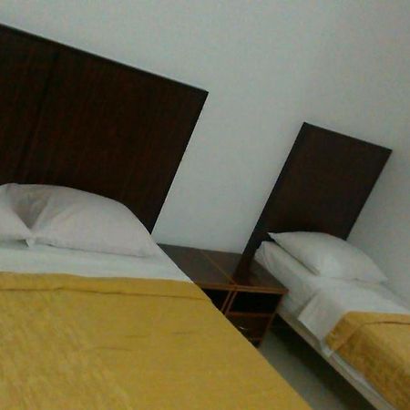 Hotel Danica Петровац Экстерьер фото