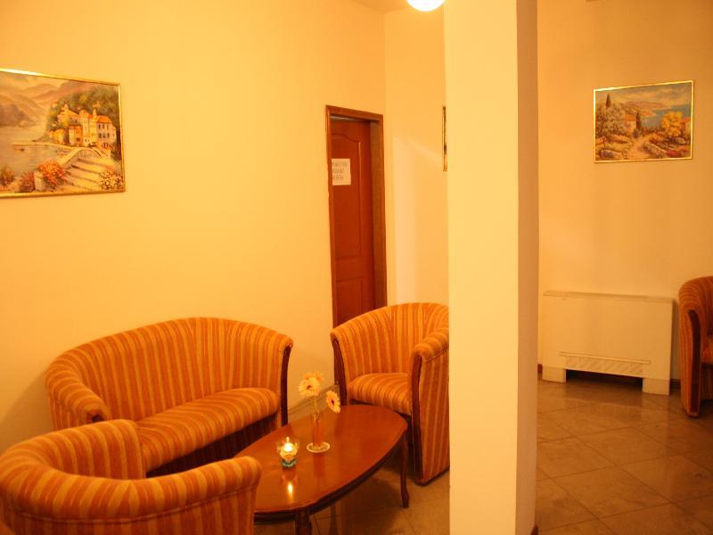 Hotel Danica Петровац Экстерьер фото