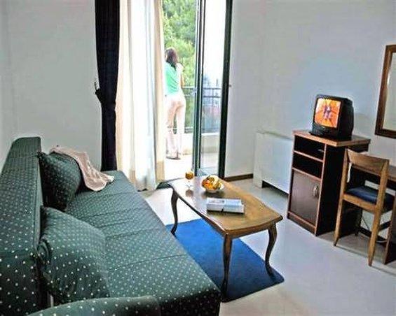 Hotel Danica Петровац Экстерьер фото